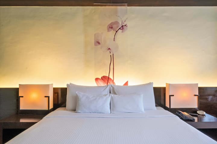 Waterfront Cebu City Hotel & Casino