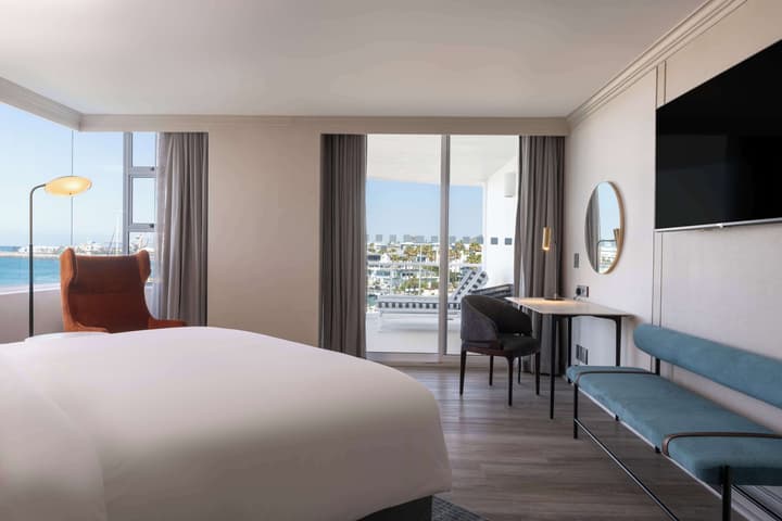 Radisson Collection Hotel, Waterfront Cape Town