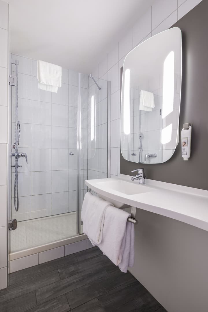 ibis Zurich Messe-Airport