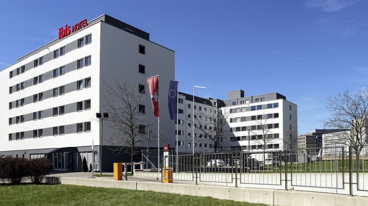 ibis Zurich Messe-Airport