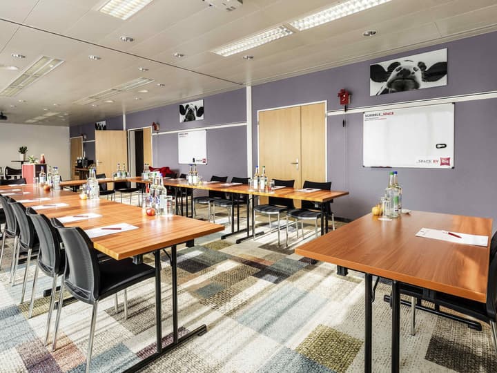 ibis Zurich Messe-Airport