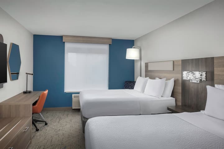 Holiday Inn Express & Suites Superior by IHG