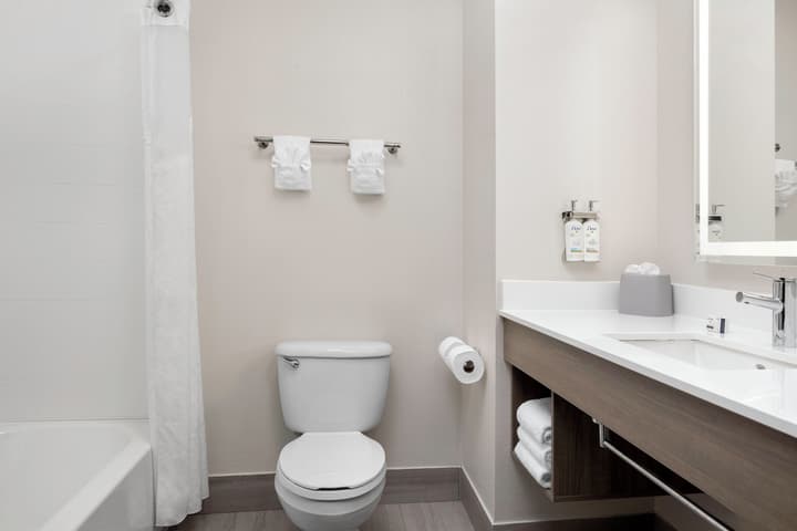 Holiday Inn Express & Suites Superior by IHG