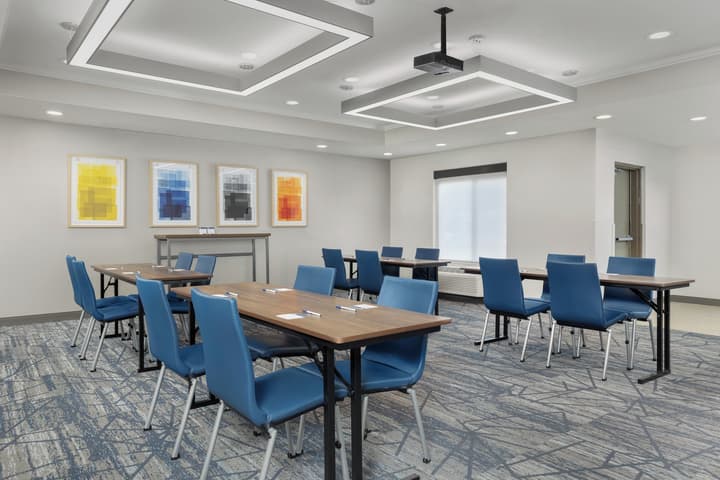 Holiday Inn Express & Suites Superior by IHG