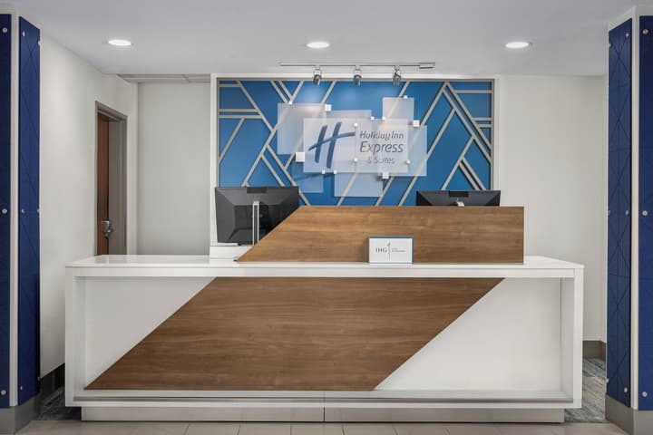 Holiday Inn Express & Suites Superior by IHG