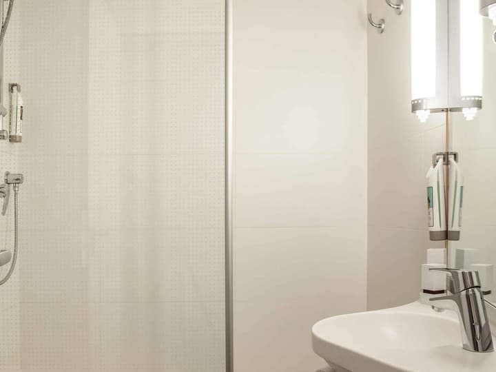ibis Barcelona Cornella