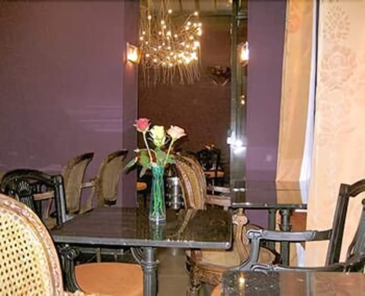 WHO - Windsor Hotel Opera