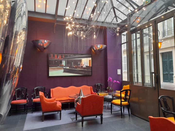 WHO - Windsor Hotel Opera