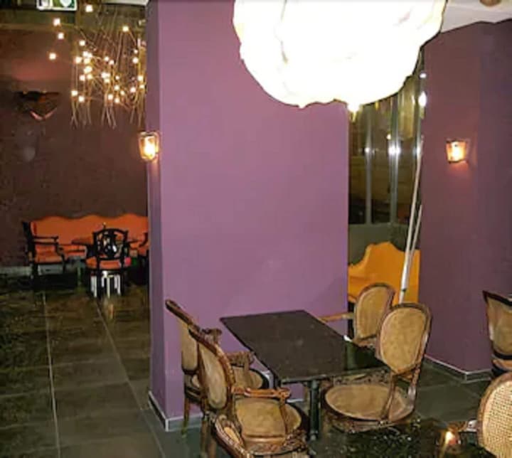 WHO - Windsor Hotel Opera