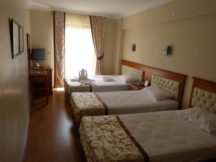 Prestige Hotel Old City