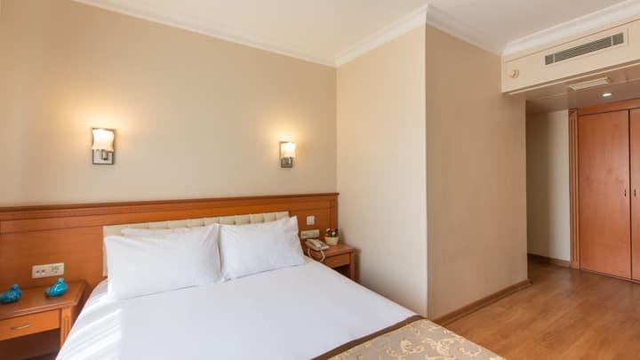 Prestige Hotel Old City