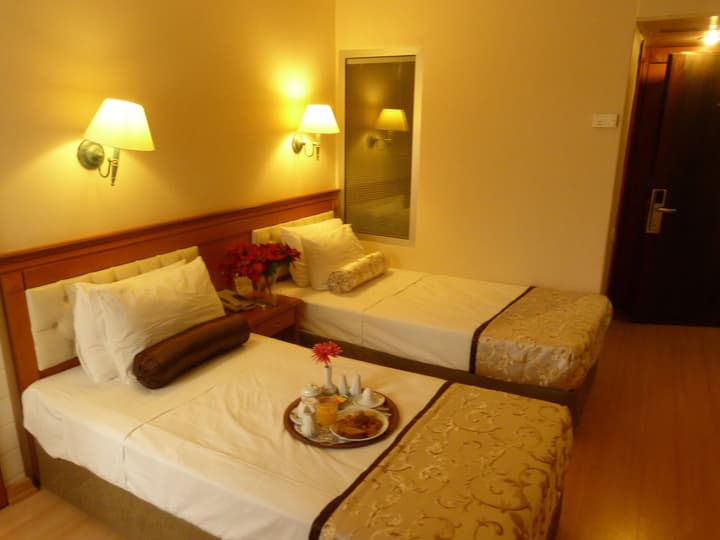 Prestige Hotel Old City
