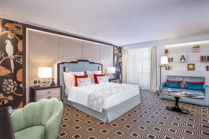 Hotel Bristol