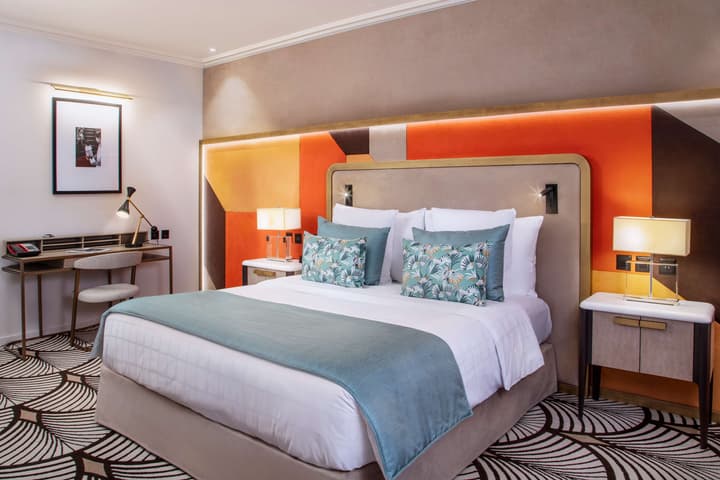 Hotel Bristol