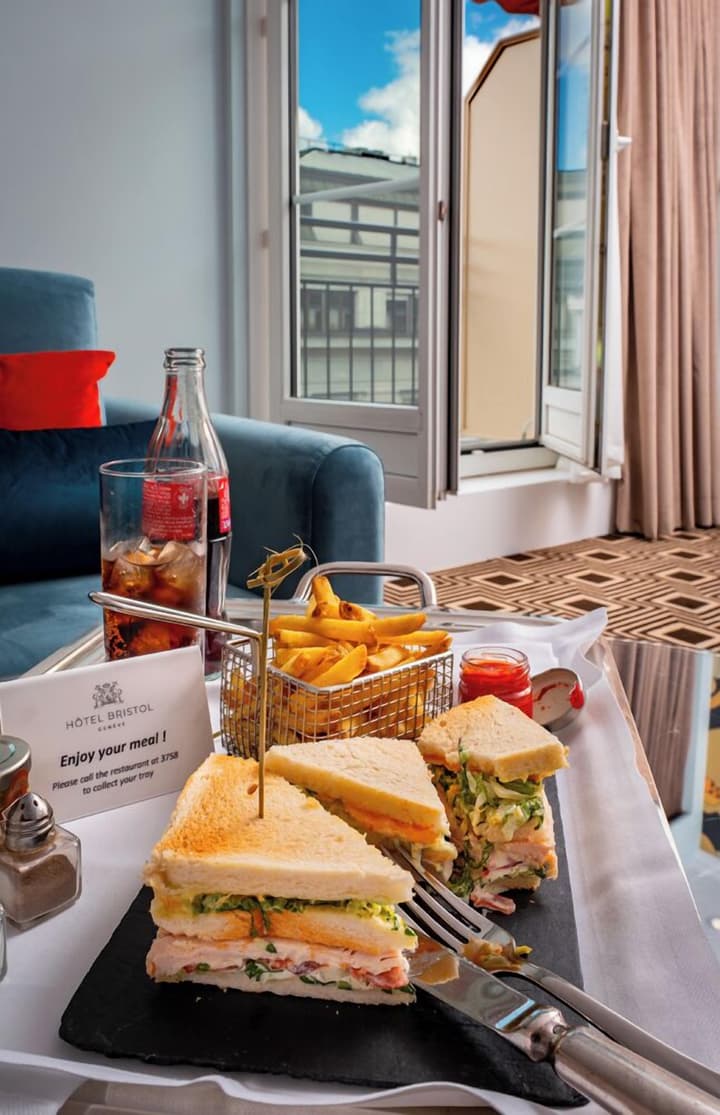 Hotel Bristol