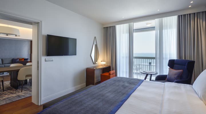 Makedonia Palace