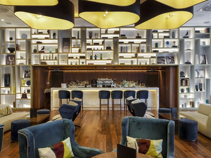 Makedonia Palace