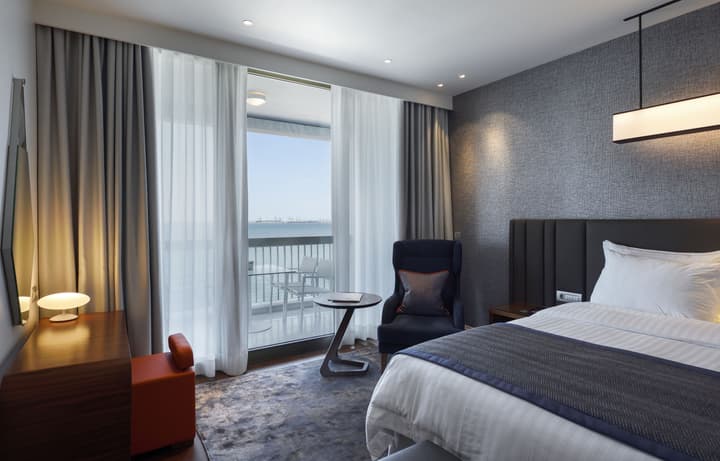 Makedonia Palace