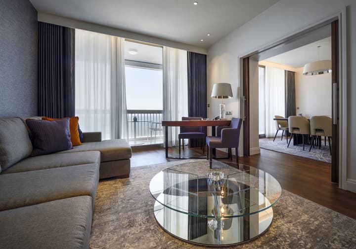 Makedonia Palace