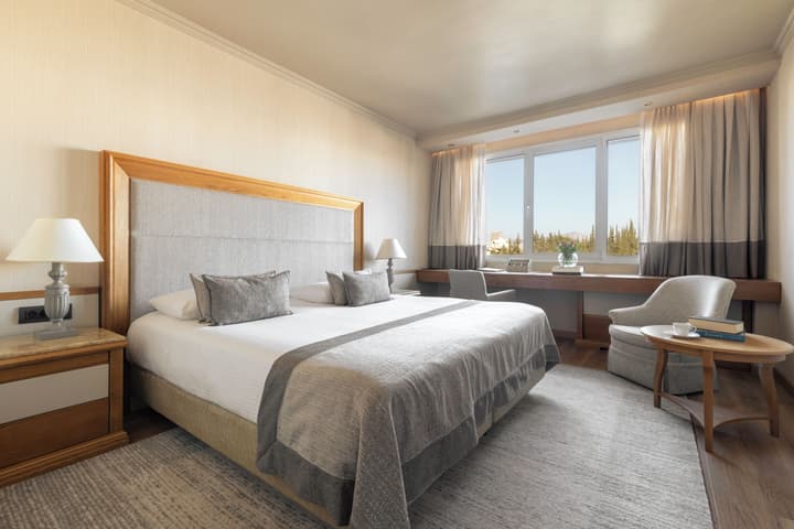 Divani Caravel