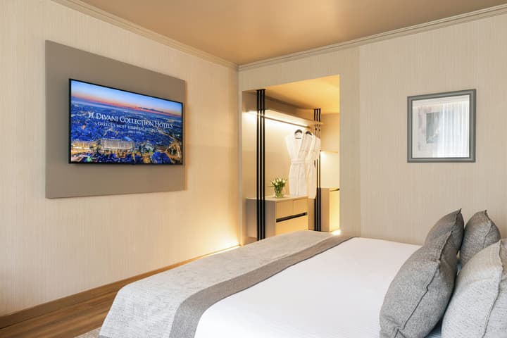 Divani Caravel