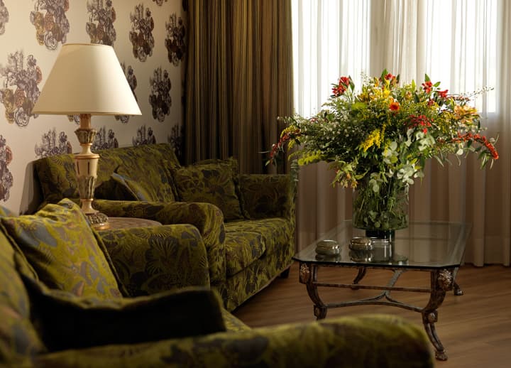 Divani Caravel