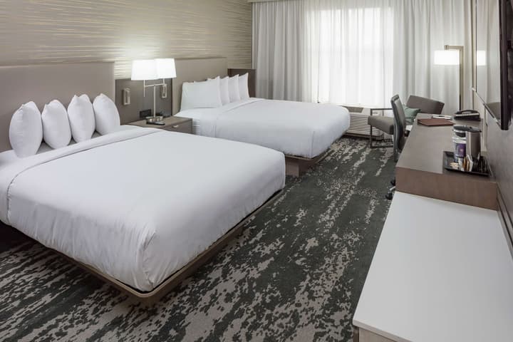 Doubletree By Hilton Boston Logan Airport Chelsea