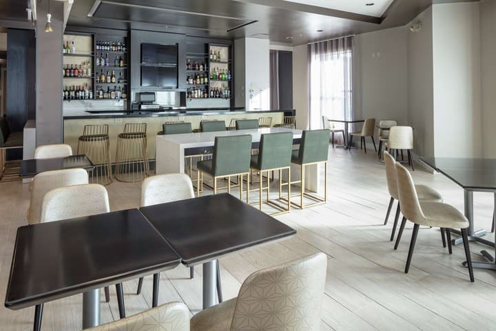 Doubletree By Hilton Boston Logan Airport Chelsea