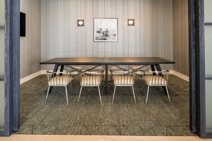 Doubletree By Hilton Boston Logan Airport Chelsea