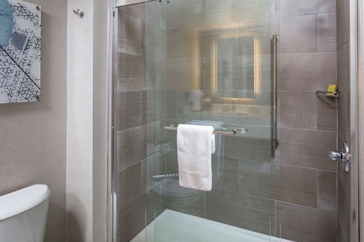 Doubletree By Hilton Boston Logan Airport Chelsea