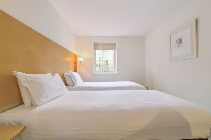 Holyrood Aparthotel