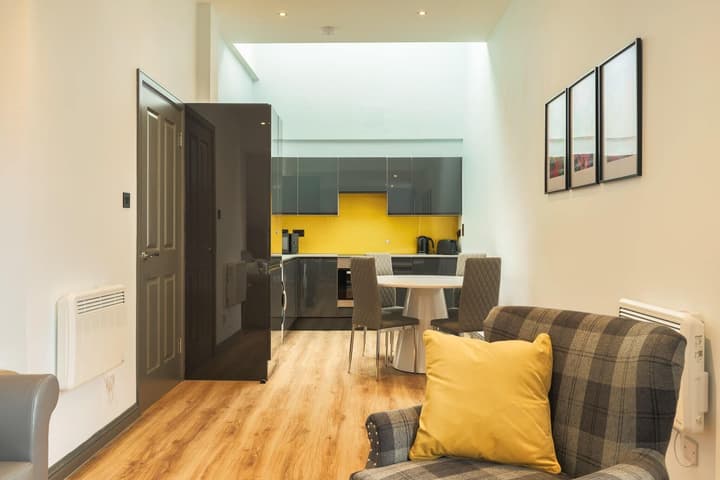 Holyrood Aparthotel