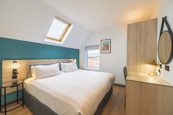 Holyrood Aparthotel