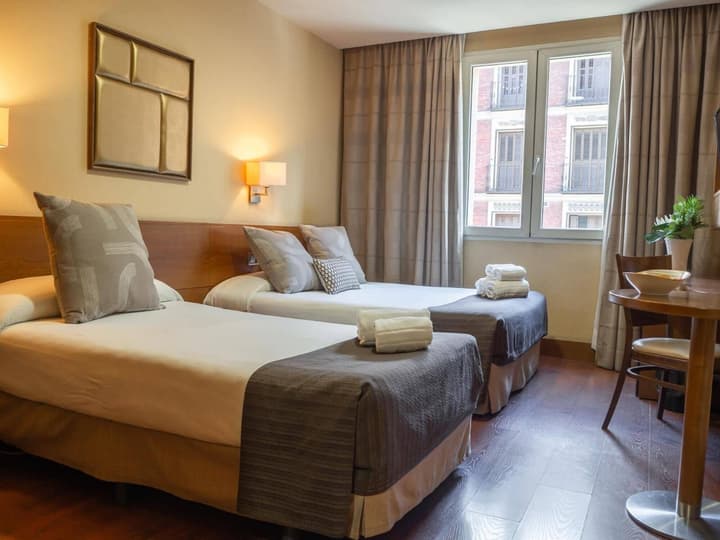 Hotel Sterling