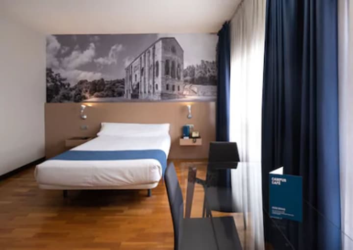 Aparthotel Campus