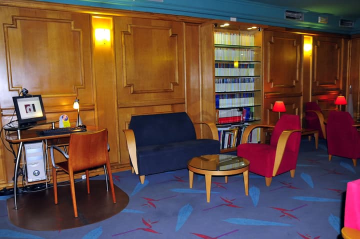 Hotel Zenit Dos Infantas