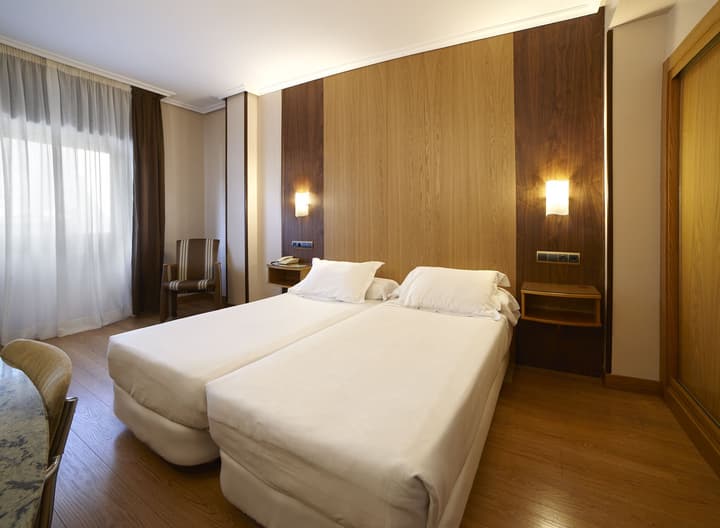 Hotel Zenit Dos Infantas