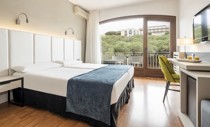 Hotel ILUNION Caleta Park