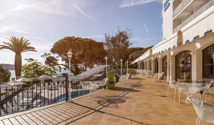 Hotel ILUNION Caleta Park