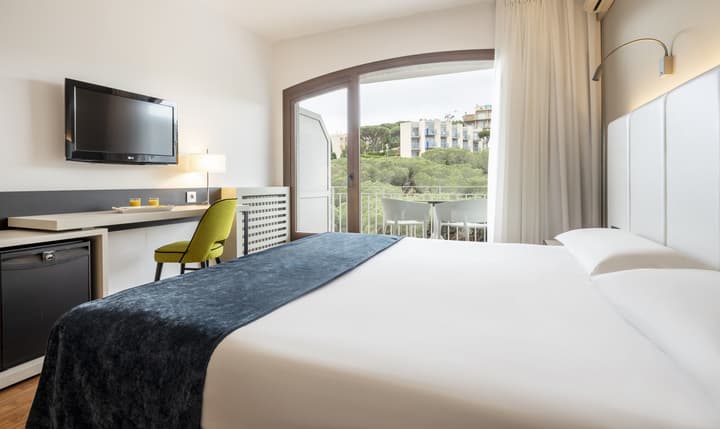Hotel ILUNION Caleta Park