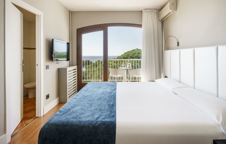 Hotel ILUNION Caleta Park