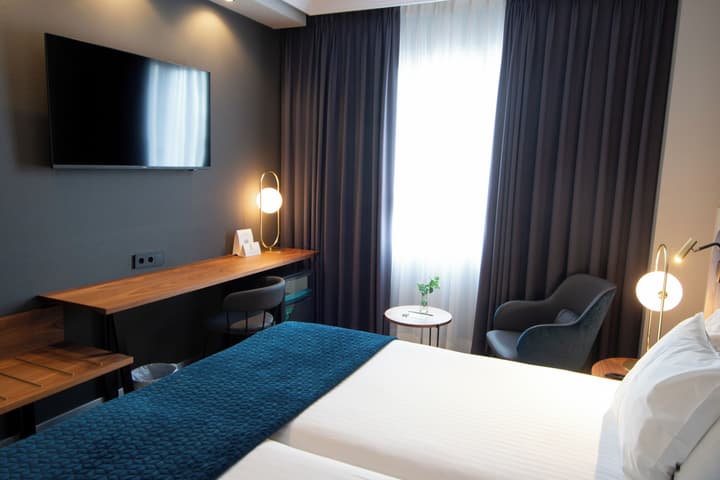 Hotel Silken Luis de León