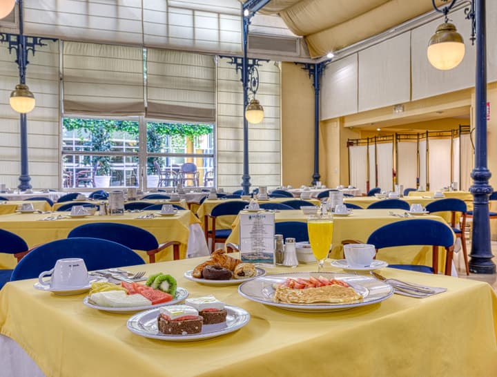 Senator Huelva Hotel