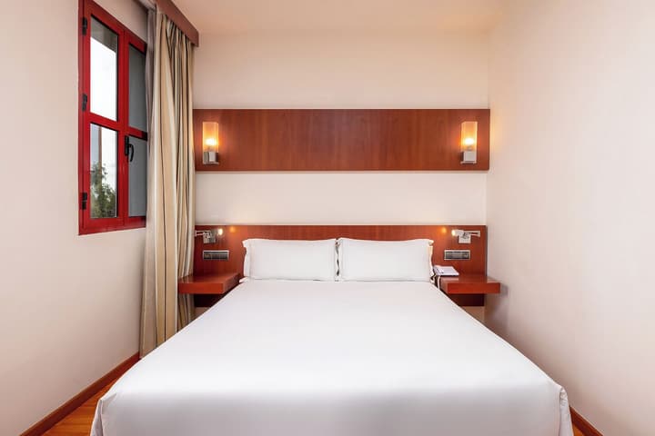 Senator Huelva Hotel