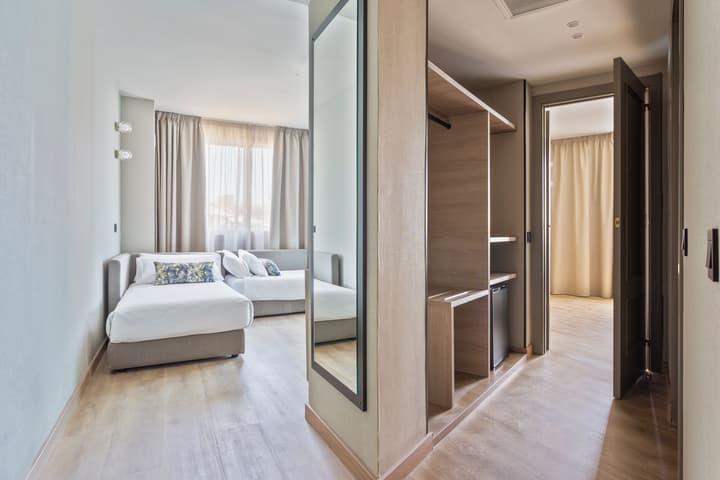 Hotel Acta Piramides