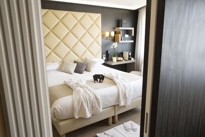 BEST WESTERN PLUS CANNES RIVIERA & SPA
