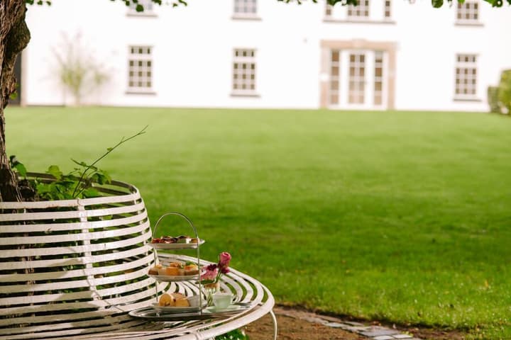 Dunadry Hotel and Gardens