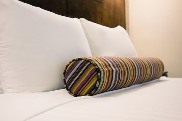 Best Western Ville-Marie Montreal Hotel & Suites