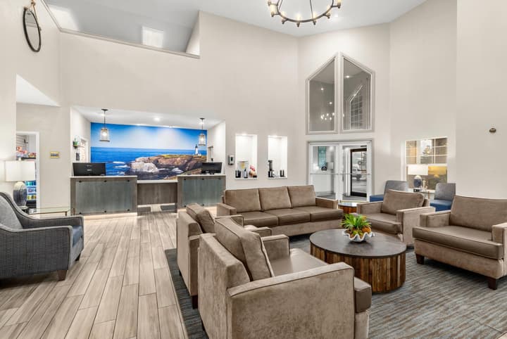 La Quinta Inn & Suites by Wyndham Newport