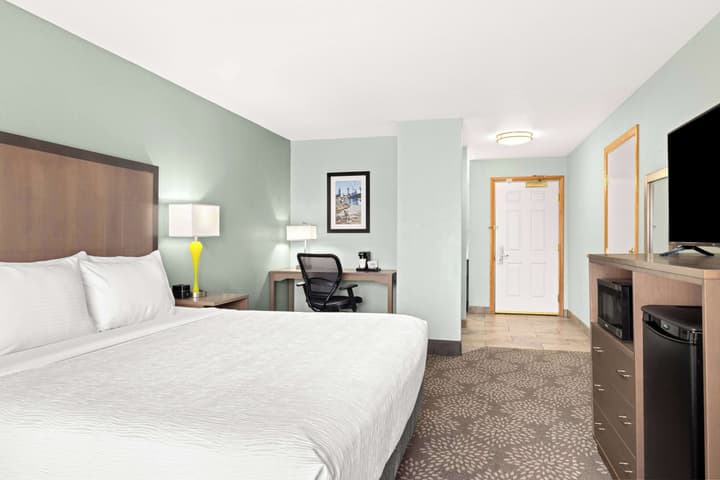 La Quinta Inn & Suites by Wyndham Newport